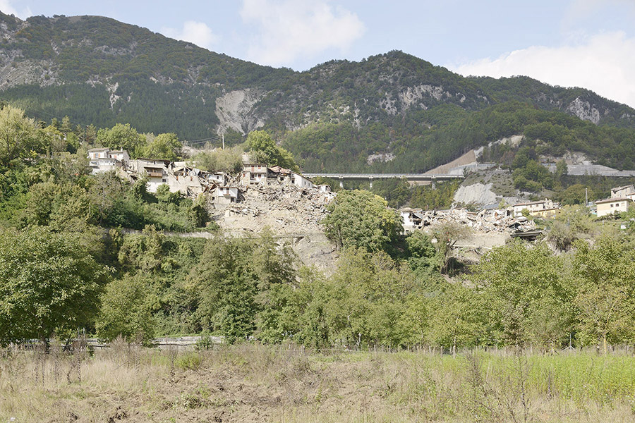 michelenastasi.com_betweenthetwoquakes_23